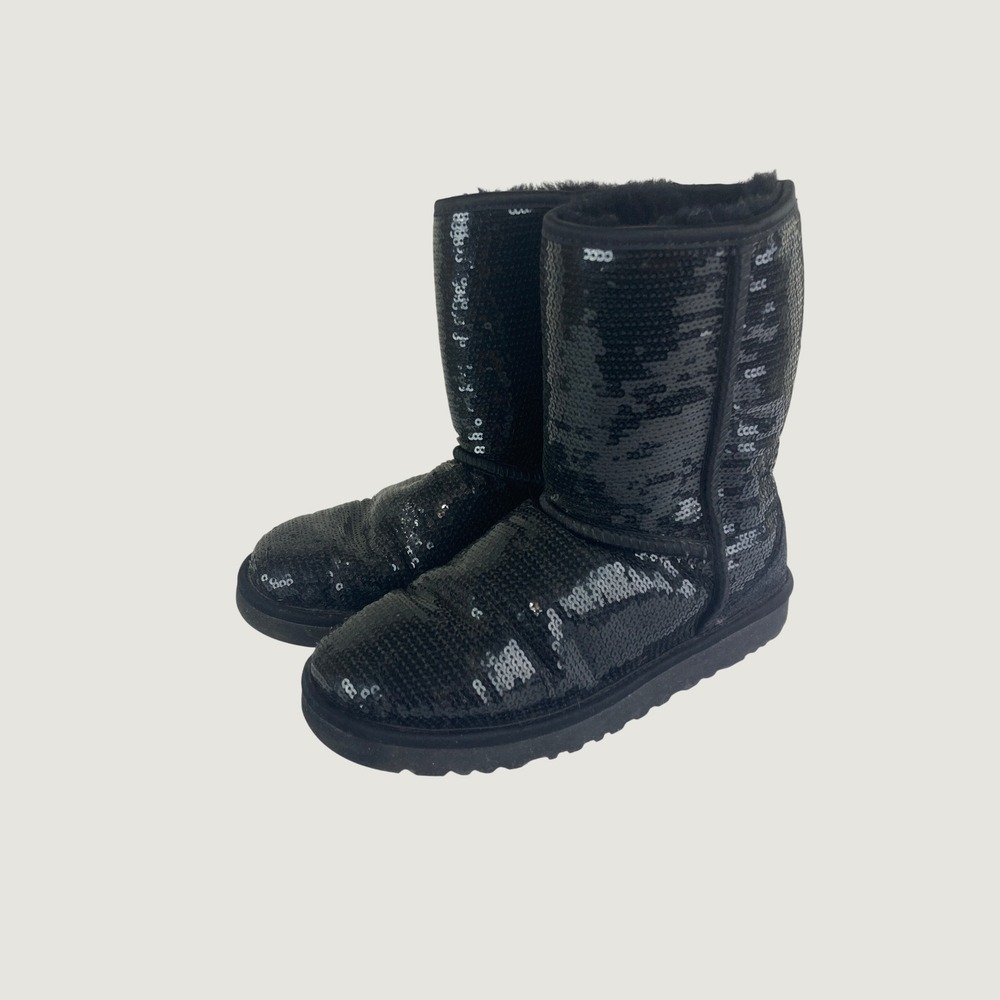 UGG Classic Short Sparkle Boots Womens 7 Black Sequin Shearling Lined Warm